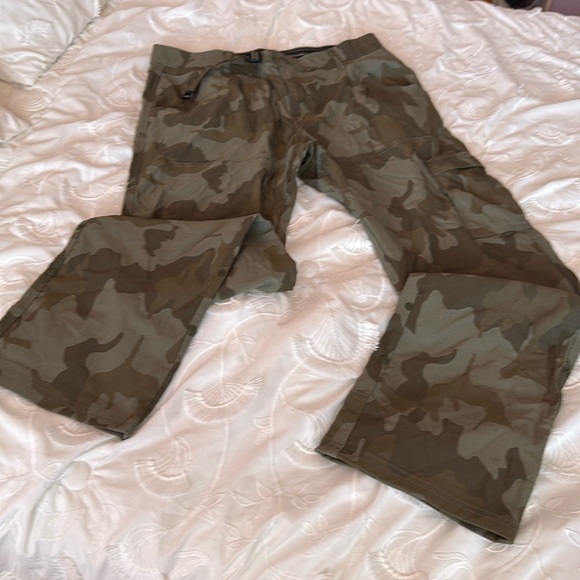 Almost new PrAna men’s pant size 34/34 - Picture 1 of 6